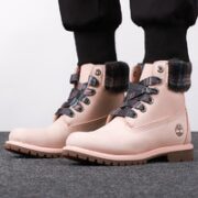 Timberland 女款休闲靴 A2MB3