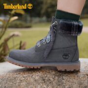 Timberland 女子保暖马丁靴 A2MA5