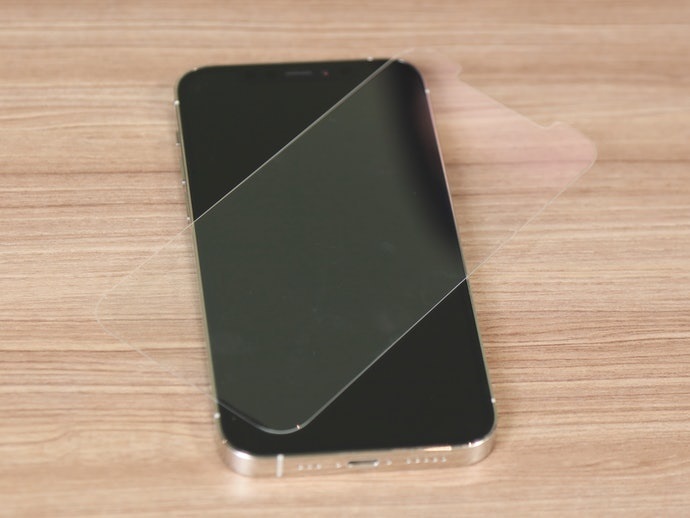 iPhone玻璃保护膜怎么选？iPhone玻璃保护膜选购要点