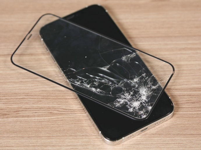 iPhone玻璃保护膜怎么选？iPhone玻璃保护膜选购要点