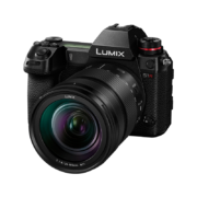 松下（Panasonic）S1RM全画幅微单相机 数码相机 微单套机（24-105mm）4730万有效像素 5轴防抖 4K 60P