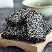 京喜APP、概率券：春之言 花生酥黑芝麻片 250g