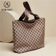 PLUS会员：AOKANG 奥康 女士通勤单肩包 BG702529