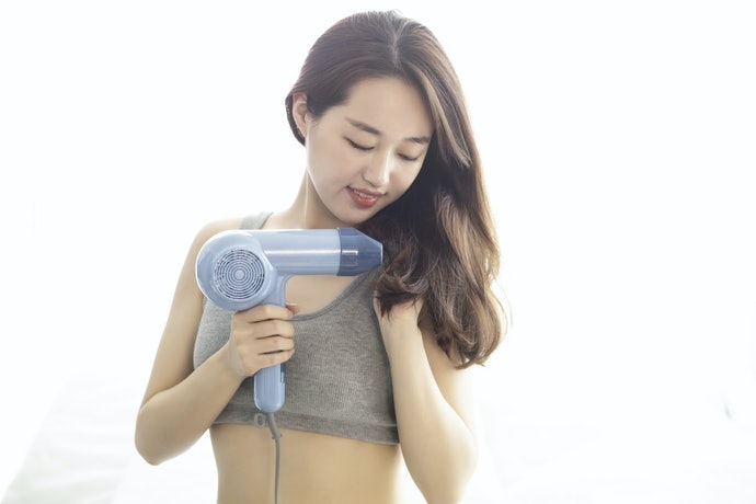 如何选择负离子电吹风？负离子电吹风选购指南