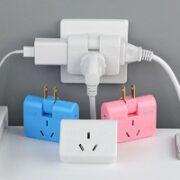 百雅达 一转三电视柜插座排插 3个