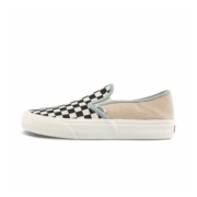 24日10点、限尺码：VANS 范斯 Slip-On 中性款休闲板鞋 VN0A5HYQAYR