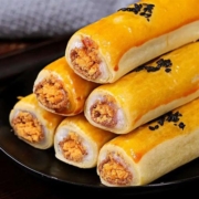 京喜APP、概率券: 比比赞 蛋黄肉松卷  300g（10个）