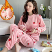 PLUS会员：宝娜斯 女士珊瑚绒草莓暖暖睡衣套装*2套