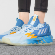 adidas 阿迪达斯 男款实战篮球鞋 HQ4504