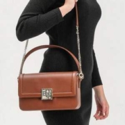 BOSS Hugo Boss 雨果·博斯 Blanca 女士Nappa山羊皮单肩包50472427