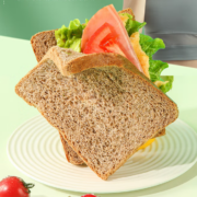 BESTORE 良品铺子 黑麦全麦面包 1kg