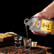20点：YUCHAN 玉蝉老酒 大曲 52%vol 浓香型白酒 500ml 单瓶装 赠小特曲100ml