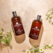 国内260元！Molton Brown 摩顿布朗 洋甘菊保湿洗发水 300ml  含税直邮到手￥150.97