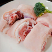 PLUS会员、需抢券：LVYEYINXIANG 绿鲜印象 新鲜猪蹄块 2kg