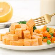 SHAPELOGIC 型味逻辑 鸡胸肉饼*5袋+黑胡椒酱*1