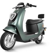 Yadea 雅迪 冠能IF8 电动车