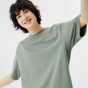纯棉舒适！A21 情侣款落肩T恤 R421131018