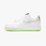 NIKE 耐克 AIR FORCE 1 '07 LX 女子运动鞋 CT3228