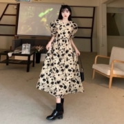 露肩无袖背心连衣裙女夏季2023新建高级紧身收腰显瘦百褶长款裙子