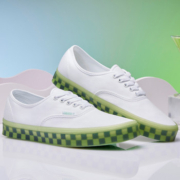 VANS 范斯 Authentic 男女款运动帆布鞋 VN0A5KRDAVD