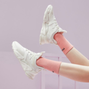 限尺码：ANTA 安踏 生活系列 脉冲 女子休闲运动鞋 922118852