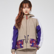 限尺码：adidas 阿迪达斯 女子运动夹克 GP0611