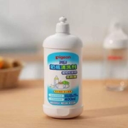 pigeon 贝亲 奶瓶清洗剂 400ml