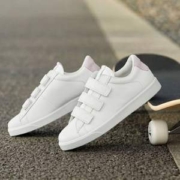 2023新品，ECCO 爱步 Street Lite 街头轻巧 女士魔术贴真皮休闲板鞋 212843