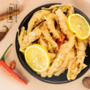 拾小鹿剁椒柠檬无骨鸡爪 脱骨凤爪  固形物≥60% 剁椒柠檬脱骨凤爪 500g/罐