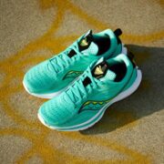 saucony 索康尼 KINVARA菁华13 训练慢跑鞋 S10723