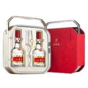 WULIANGYE 五粮液 普五 第八代 52%vol 浓香型白酒 500ml*2瓶 好事成双礼盒装