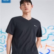 真维斯  Jeanswest   情侣装系列  短袖T恤  纯棉V领印花简约
