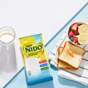 nestle/雀巢荷兰进口nido脱脂营养高钙高蛋白成人奶粉400g*3袋装