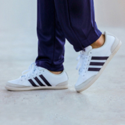 adidas 阿迪达斯 CAFLAIRE 男式网球鞋 EE7599