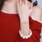 周大生福运兔子手链女红玛瑙金色纯银手饰轻奢小众送闺蜜520礼物