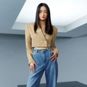 15日10点：ochirly 欧时力 女士短款西装外套 1NY2040250530