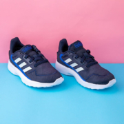 京东百亿补贴：adidas 阿迪达斯 儿童轻便运动鞋 FV9600 30.5