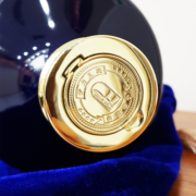 伊力特52度伊力王蓝王500ml铁盒装浓香型高度白酒送礼品质硬货