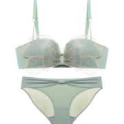 PLUS会员：Glambody MAGIC NATURAL LINE文胸套装682185