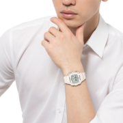 销量第一！Casio 卡西欧 F-108WHC-7BJF 中性复古石英表  直邮含税到手￥101.66