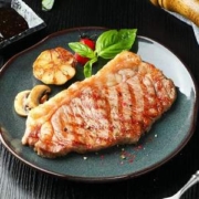 CP 正大食品 整切微腌西冷牛排10袋/1300g 赠小食1份