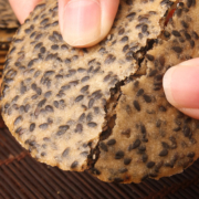 铁棍山药芝麻无糖精薄脆饼整箱散装零食小吃休闲食品脆饼干小包装