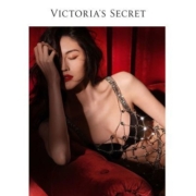 维密水钻Logo肩带无痕舒适内衣女小胸聚拢文胸红色本命年
