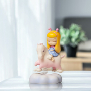 可米生活车载摇摇精灵 可爱车载摆件 车内装饰礼物 创意装饰摆件 男生礼物 天空马 · 乐园 - 悠悠黄