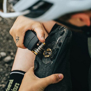 0税费！Crankbrothers M17 便携式多功能组合工具