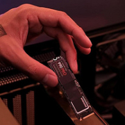 读写速度高达7450/6900MB/s，Samsung 三星 990 PRO NVMe M.2 固态硬盘 1TB