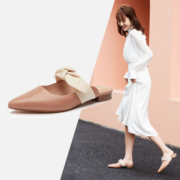 Clarks 其乐 女士穆勒包头平底鞋 261527624