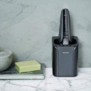 Panasonic 松下 ES-LV9U 带清洁桶 旗舰电动剃须刀