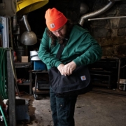 Carhartt  防撕裂邮差包 D89