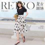 X.YING 香影 女士碎花半身裙 A832022800